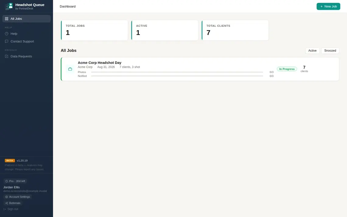 HeadshotQueue dashboard showing one active job with client count, session progress and job status